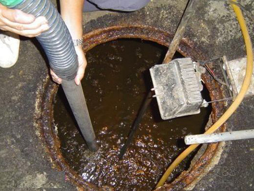 城东隔油池清理