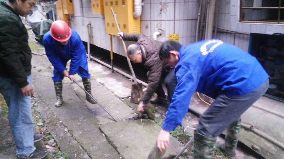 城东清掏化粪池、管道疏通一站式服务<高效><技术><可靠>